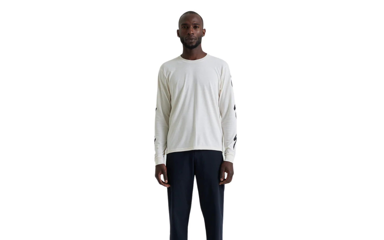 Men's Reign Tee Long Sleeve - Image 2