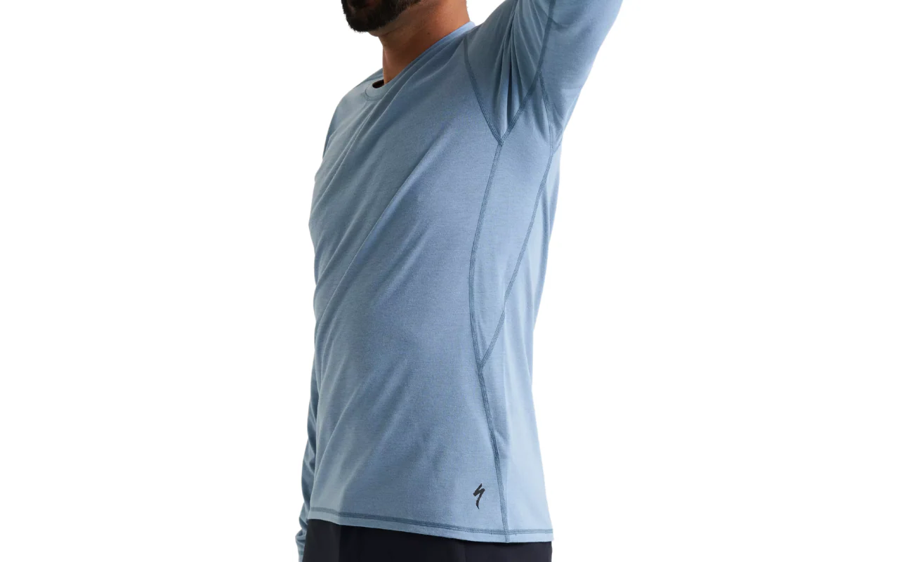 Men's Traction Long Sleeve Tee - Image 2