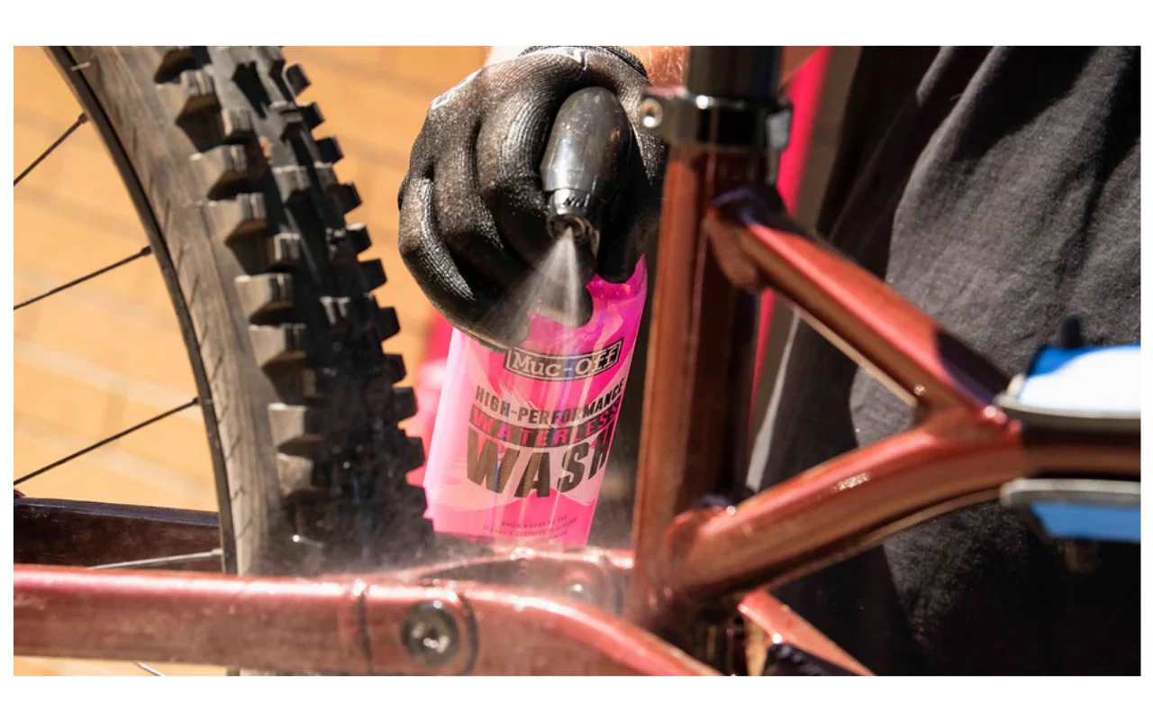 Muc-Off High Performance Waterless Wash - Image 3