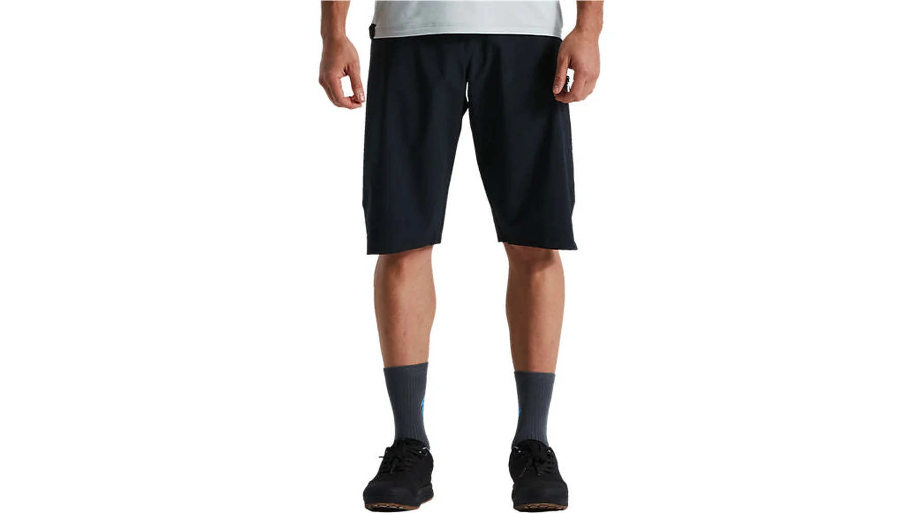 Men's Trail Air Shorts - Image 3